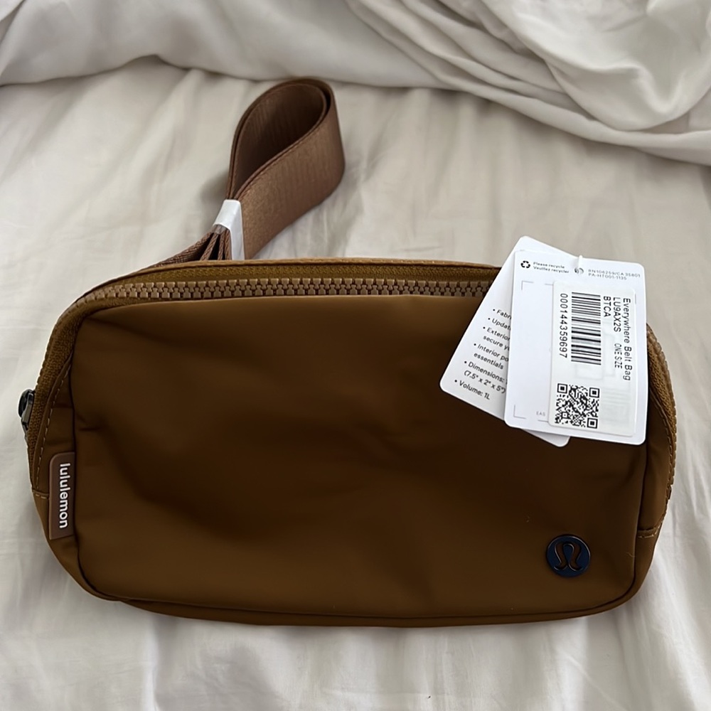 Lulu lemon Athletica Everywhere belt bag NWT Burnt Carmel - Picture 4 of 5